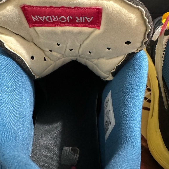 The Air Jordan 4 Union LA Off Noir - Picture 7 of 15